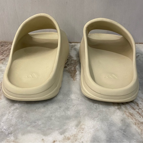adidas gazelle silver green womens Yeezy Slides Bone – Tamam Mauritius main image 1